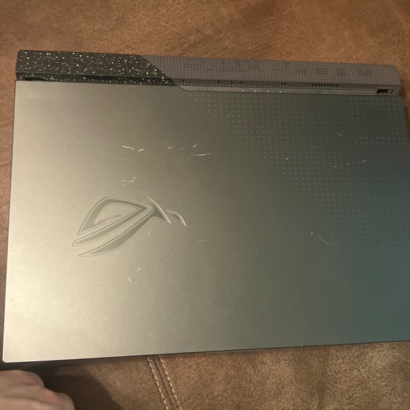 Asus ROG strix G513QM